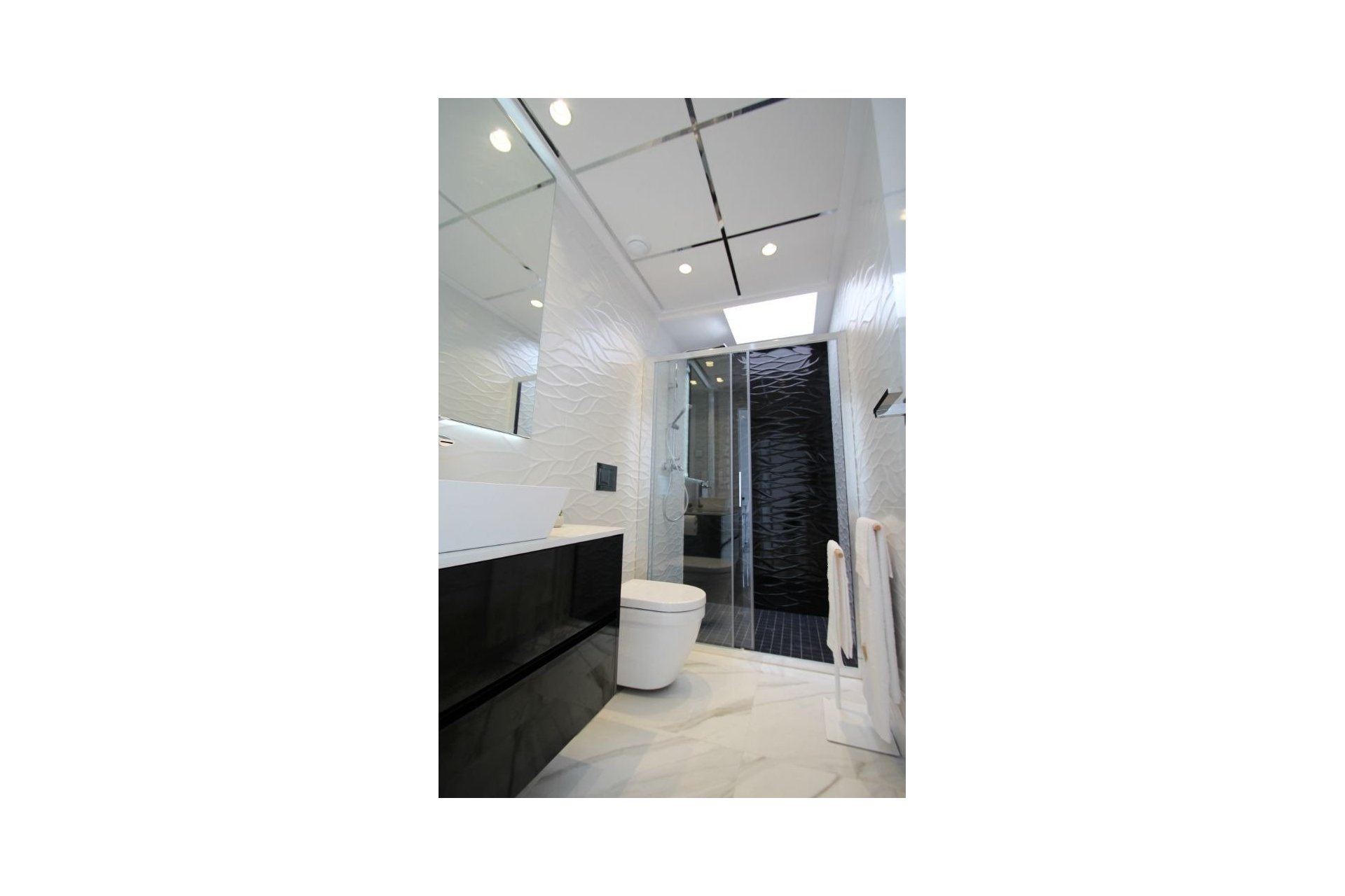 Nýbygging - Einbýlishús -
Cartagena - Playa Honda