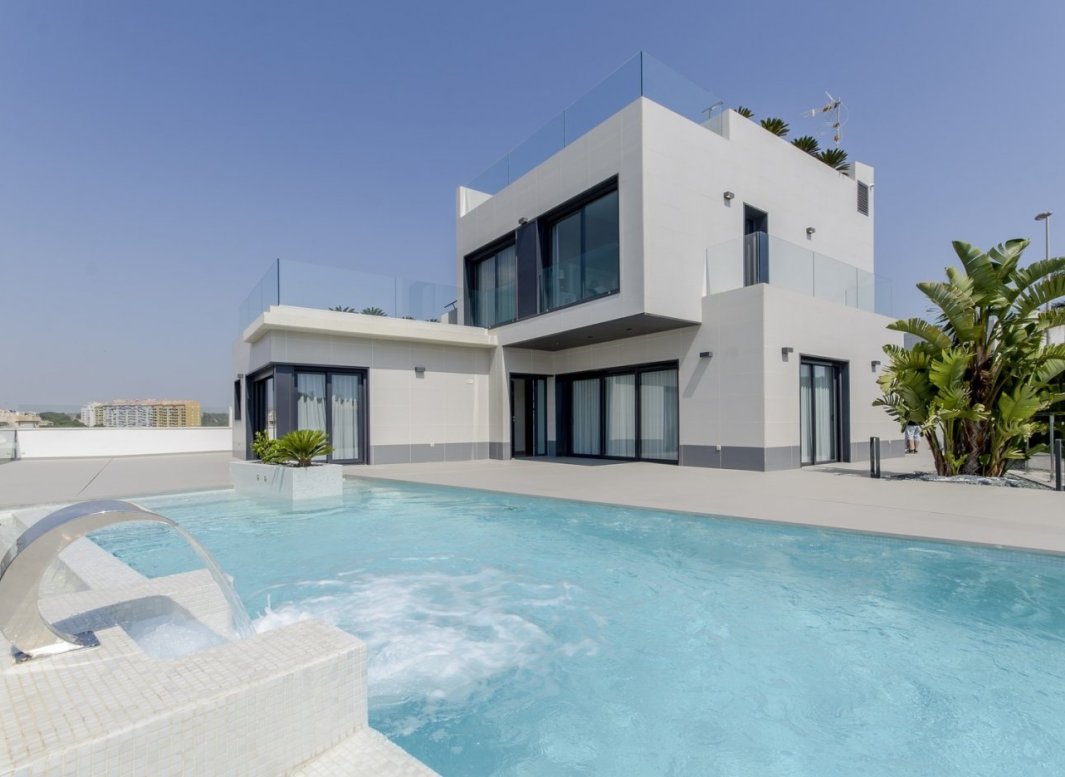 Nýbygging - Einbýlishús -
Orihuela Costa - Campoamor