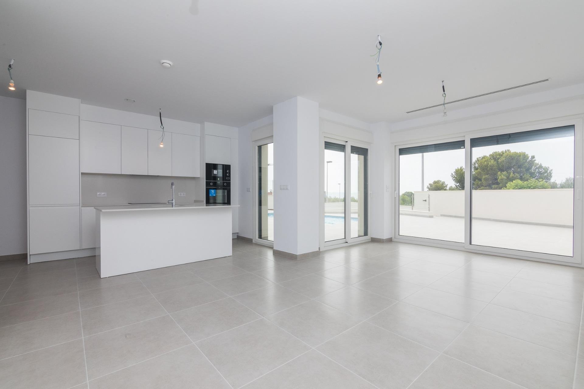 Nýbygging - Einbýlishús -
Polop - La Alberca