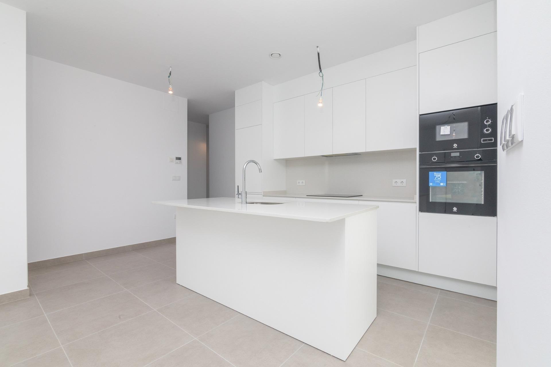 Nýbygging - Einbýlishús -
Polop - La Alberca