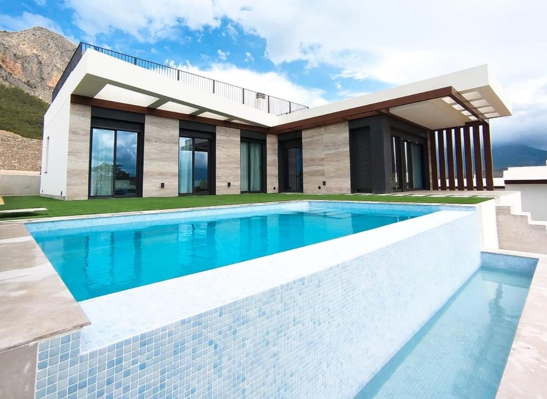 Nýbygging - Einbýlishús -
Polop - PAU 1