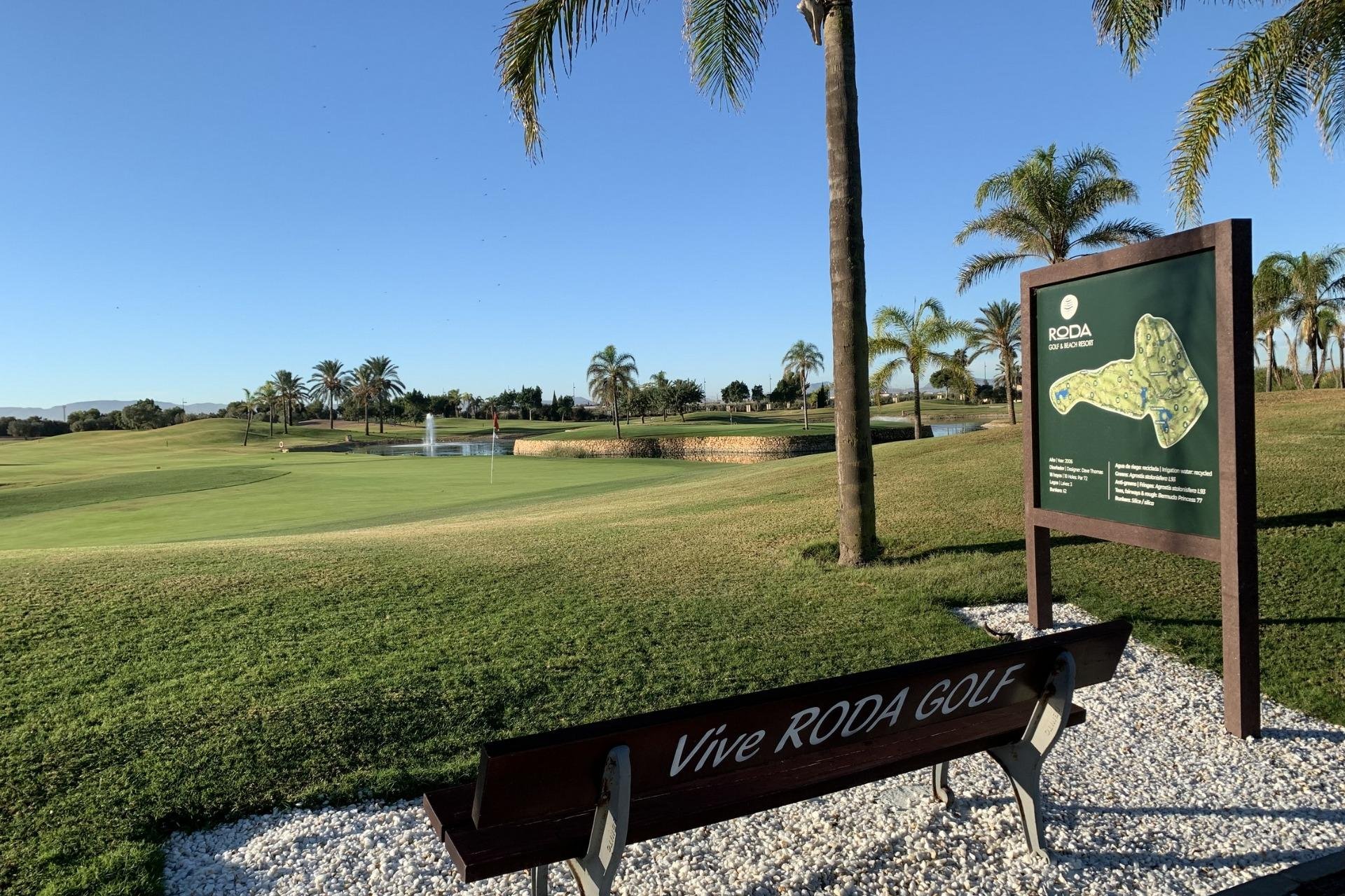 Nýbygging - Einbýlishús -
San Javier - Roda Golf