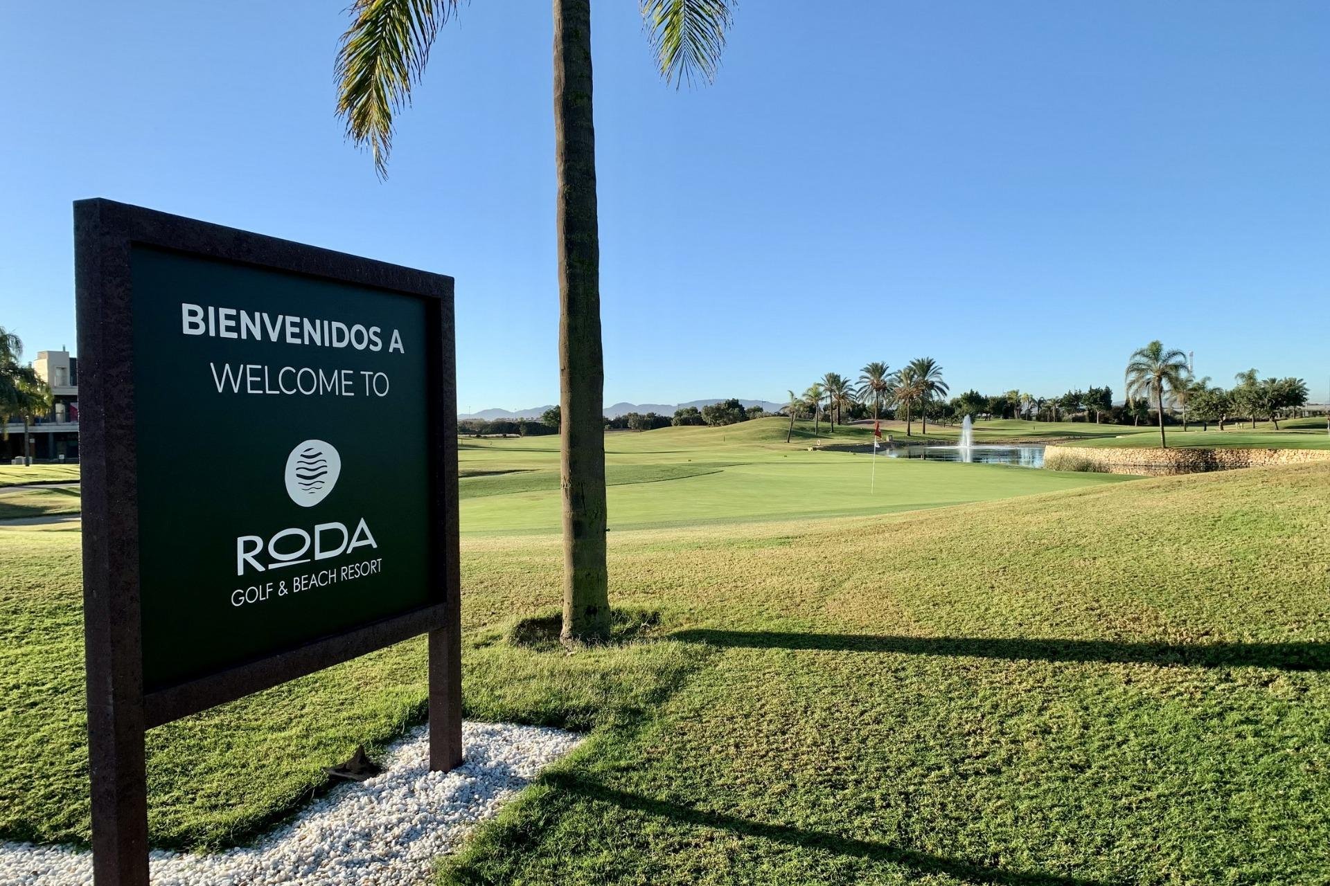 Nýbygging - Einbýlishús -
San Javier - Roda Golf