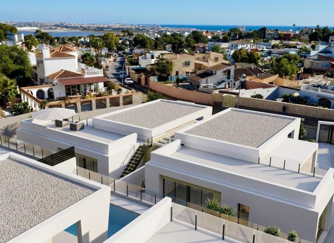 Nýbygging - Einbýlishús -
Torrevieja - Los Balcones