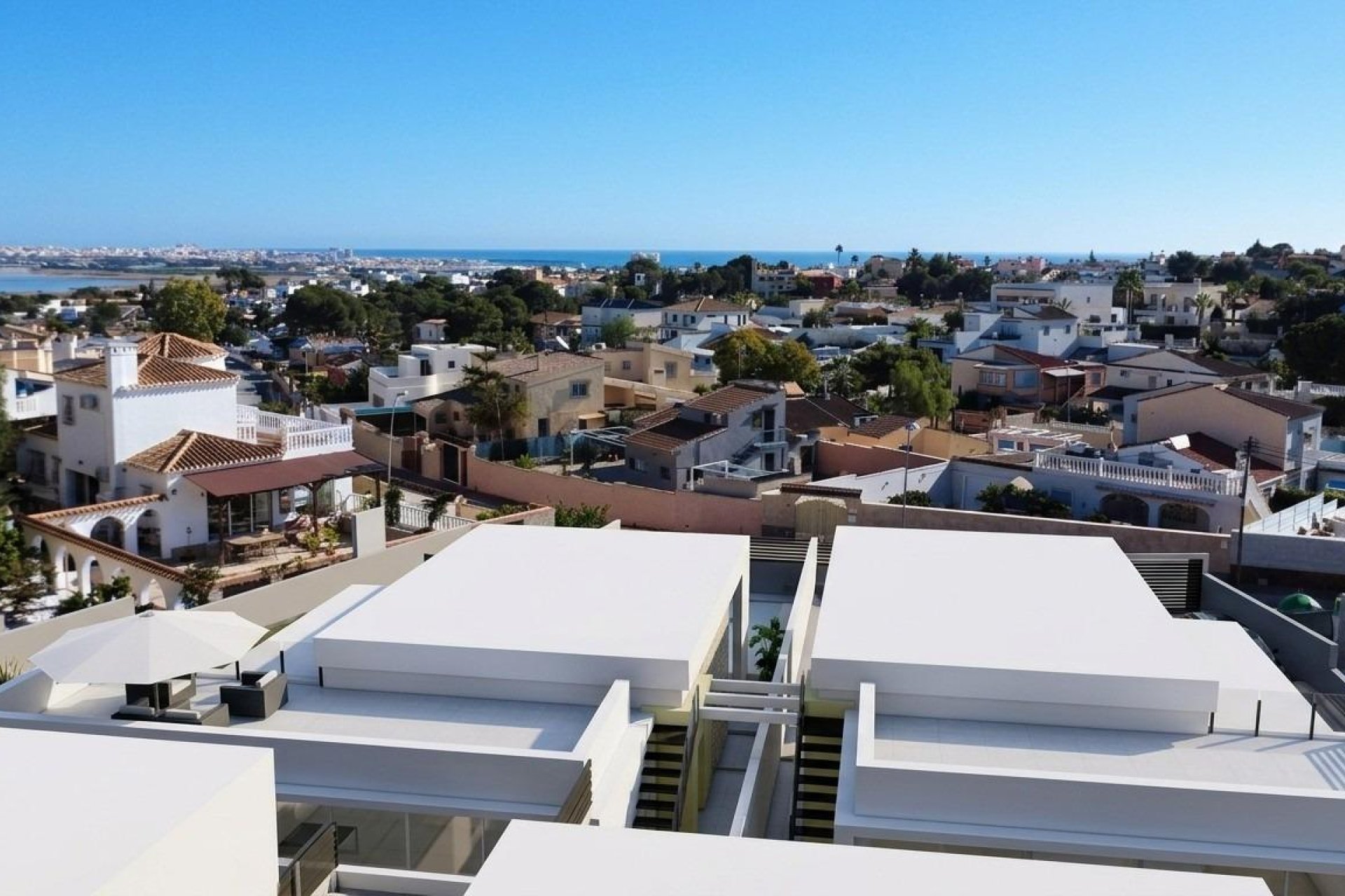 Nýbygging - Einbýlishús -
Torrevieja - Los Balcones