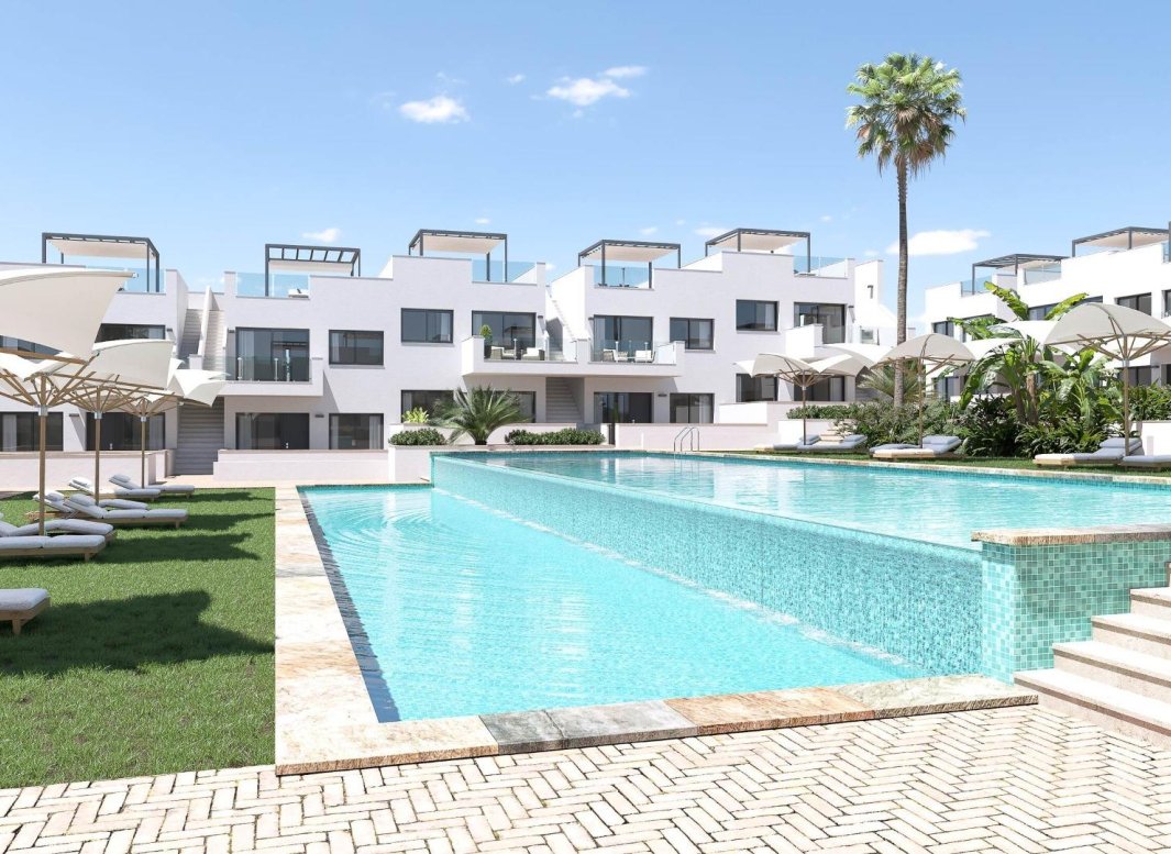 Nýbygging - Raðhúshæð -
Torrevieja - Los Balcones
