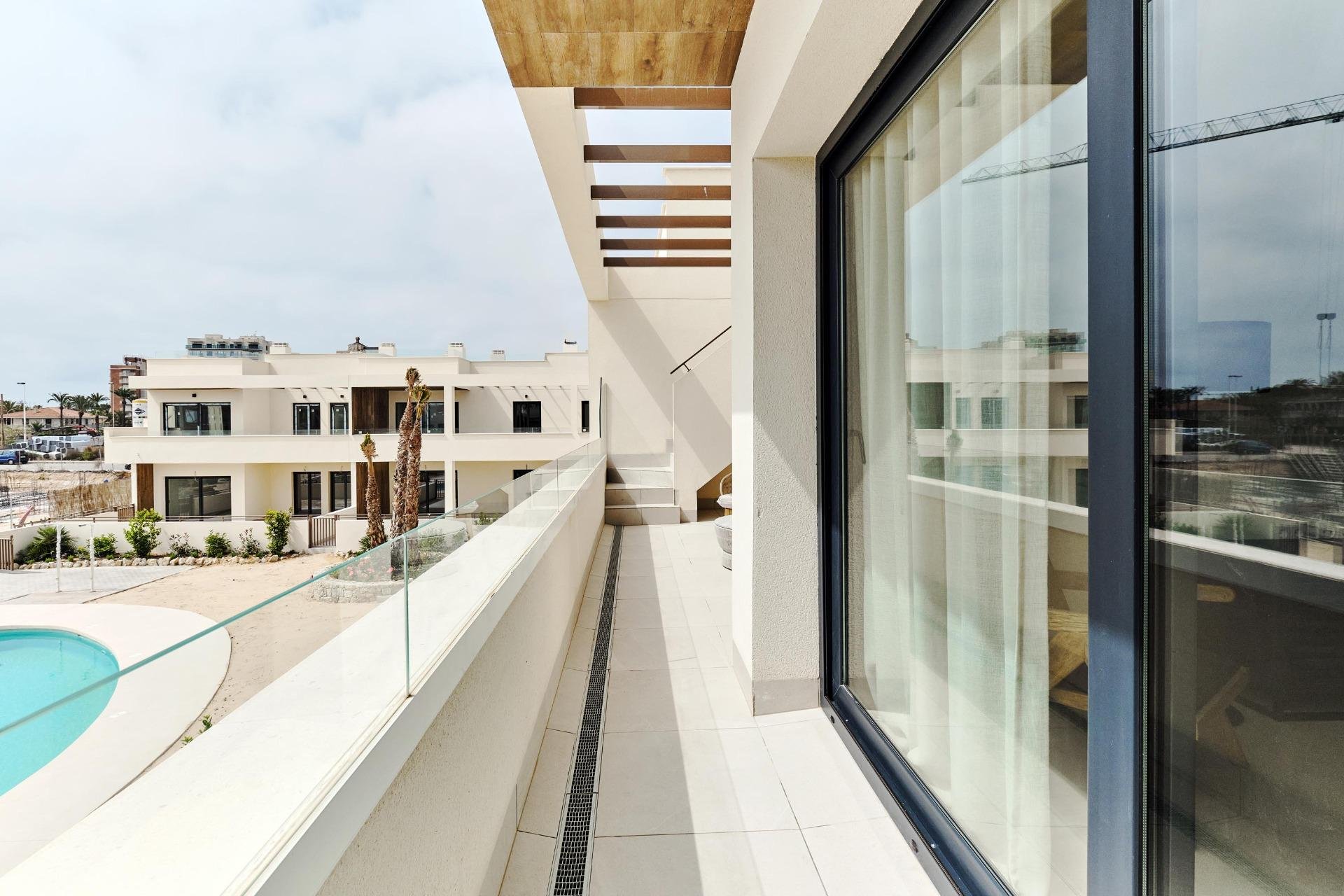 Nýbygging - Top Floor Bungalow -
Torrevieja - Villa Amalia