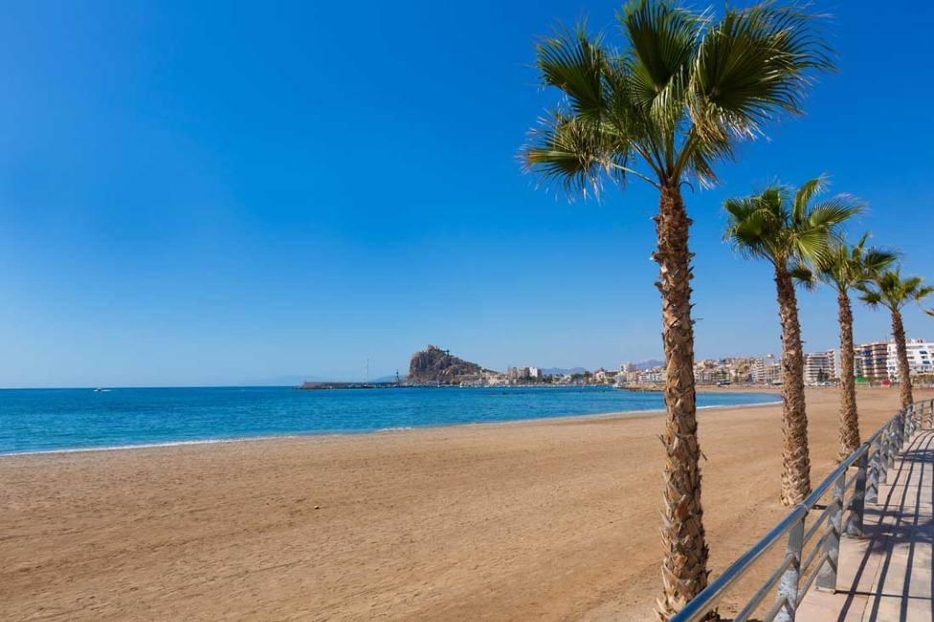 Nýbygging - Villa -
Aguilas - Playa del Hornillo