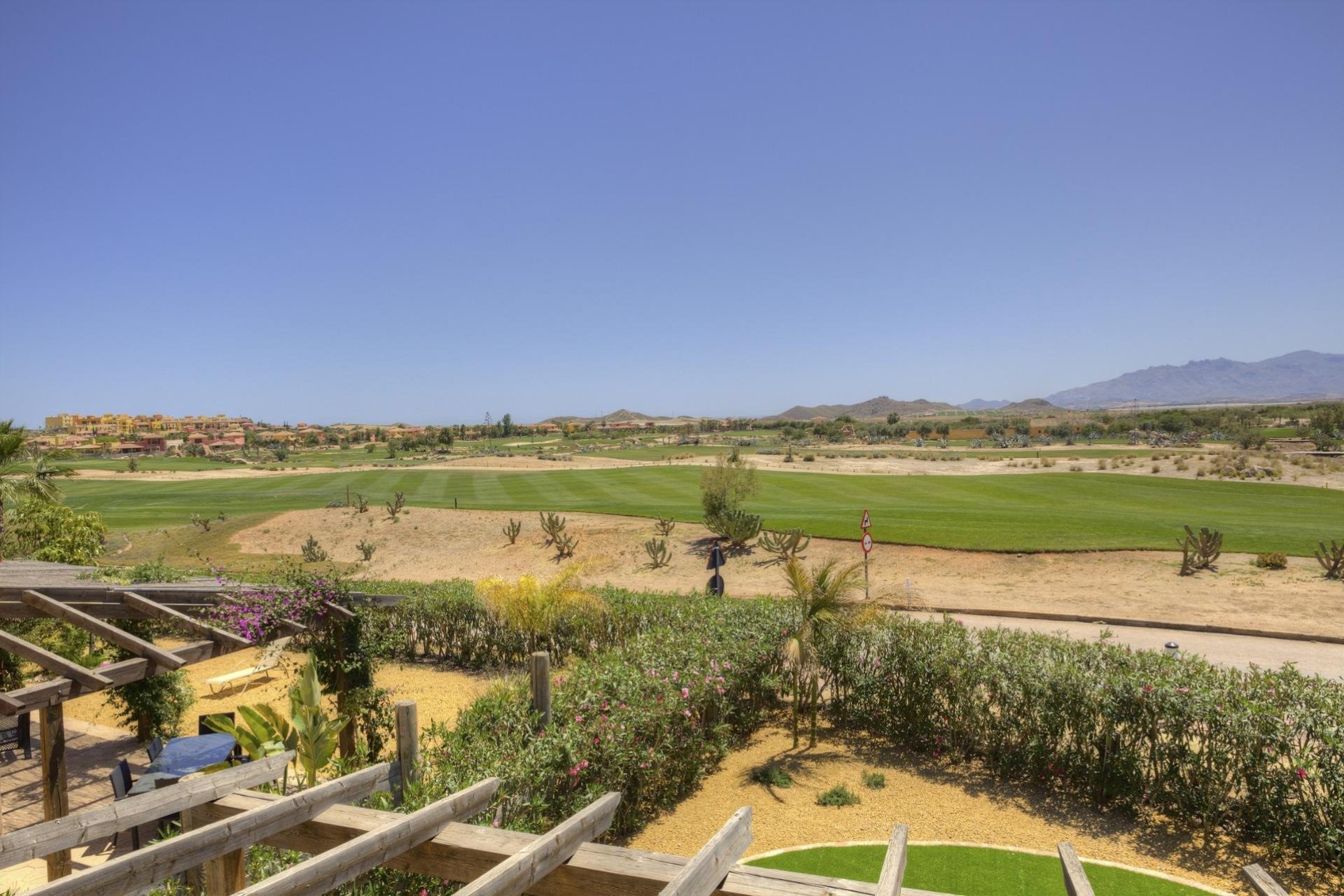 Nýbygging - Villa -
Cuevas Del Almanzora - Desert Springs Golf Club