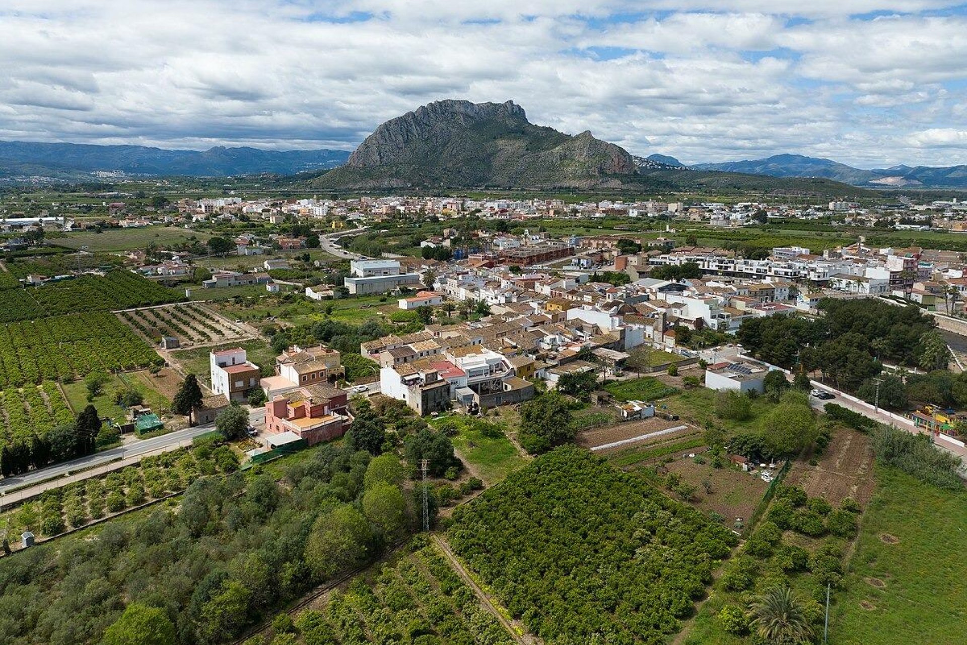 Nýbygging - Villa -
Els Poblets - Partida Barranquets