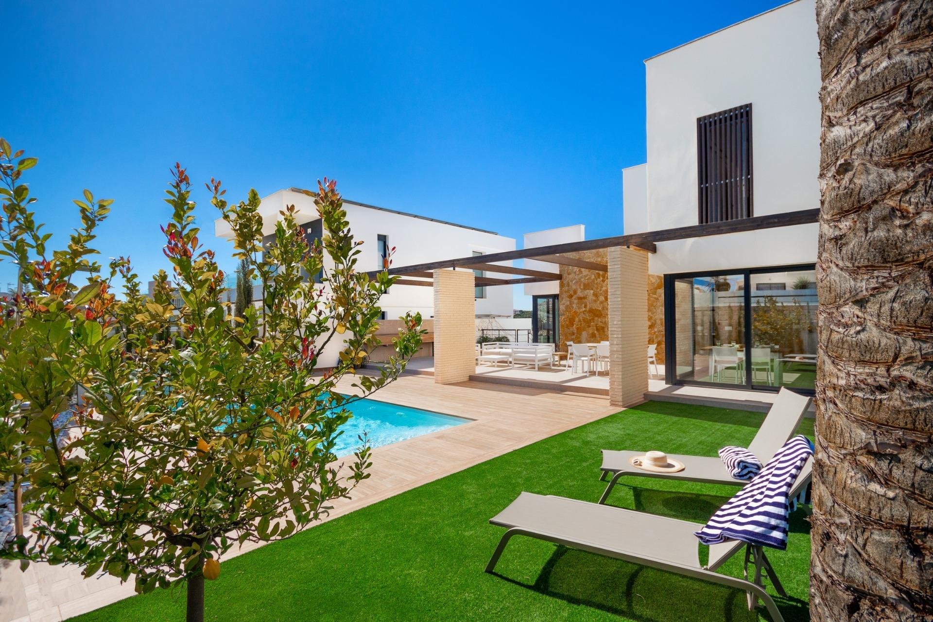 Nýbygging - Villa -
Orihuela Costa - Campoamor