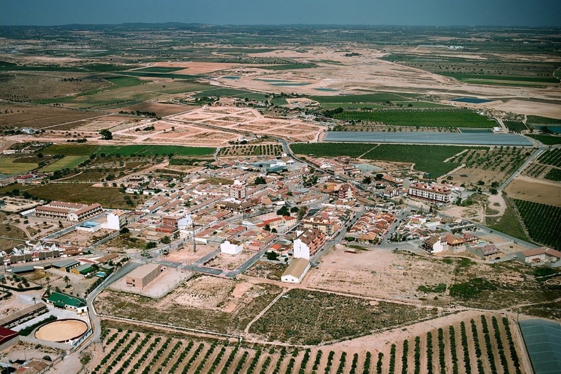 Obra nueva - Adosado -
Avileses