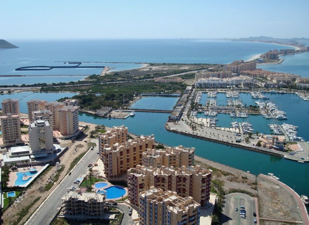 Obra nueva - Apartamento/ piso -
La Manga del Mar Menor - La Manga