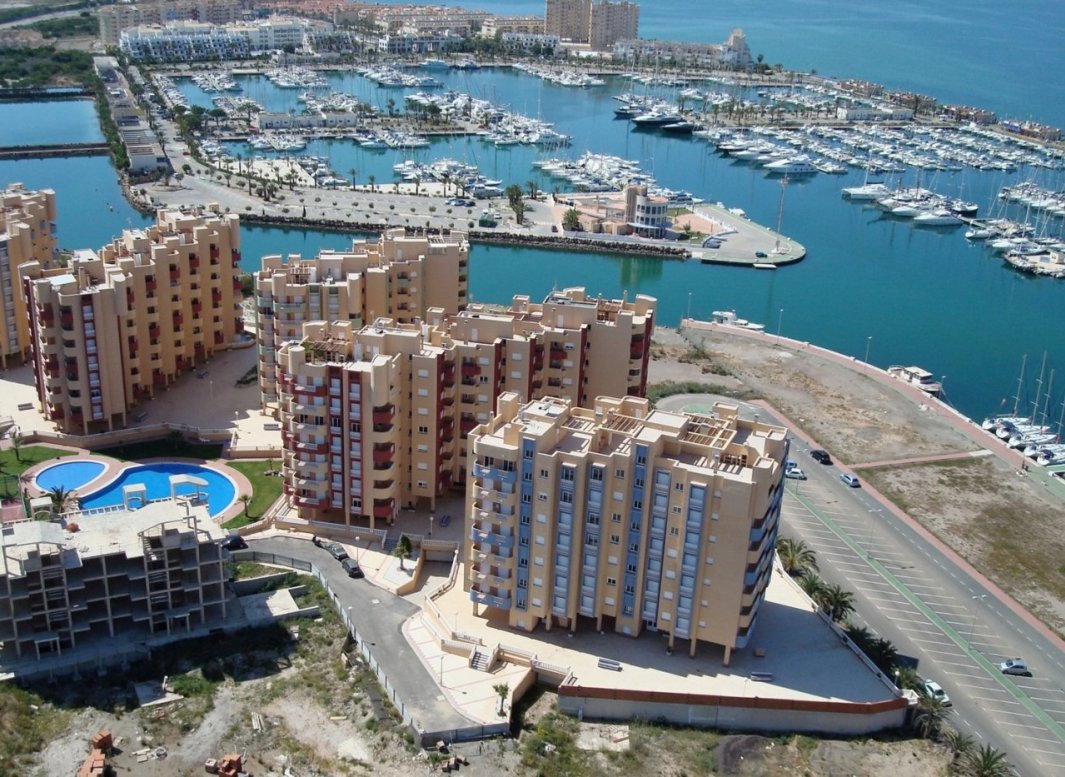 Obra nueva - Apartamento / piso -
La Manga del Mar Menor - La Manga