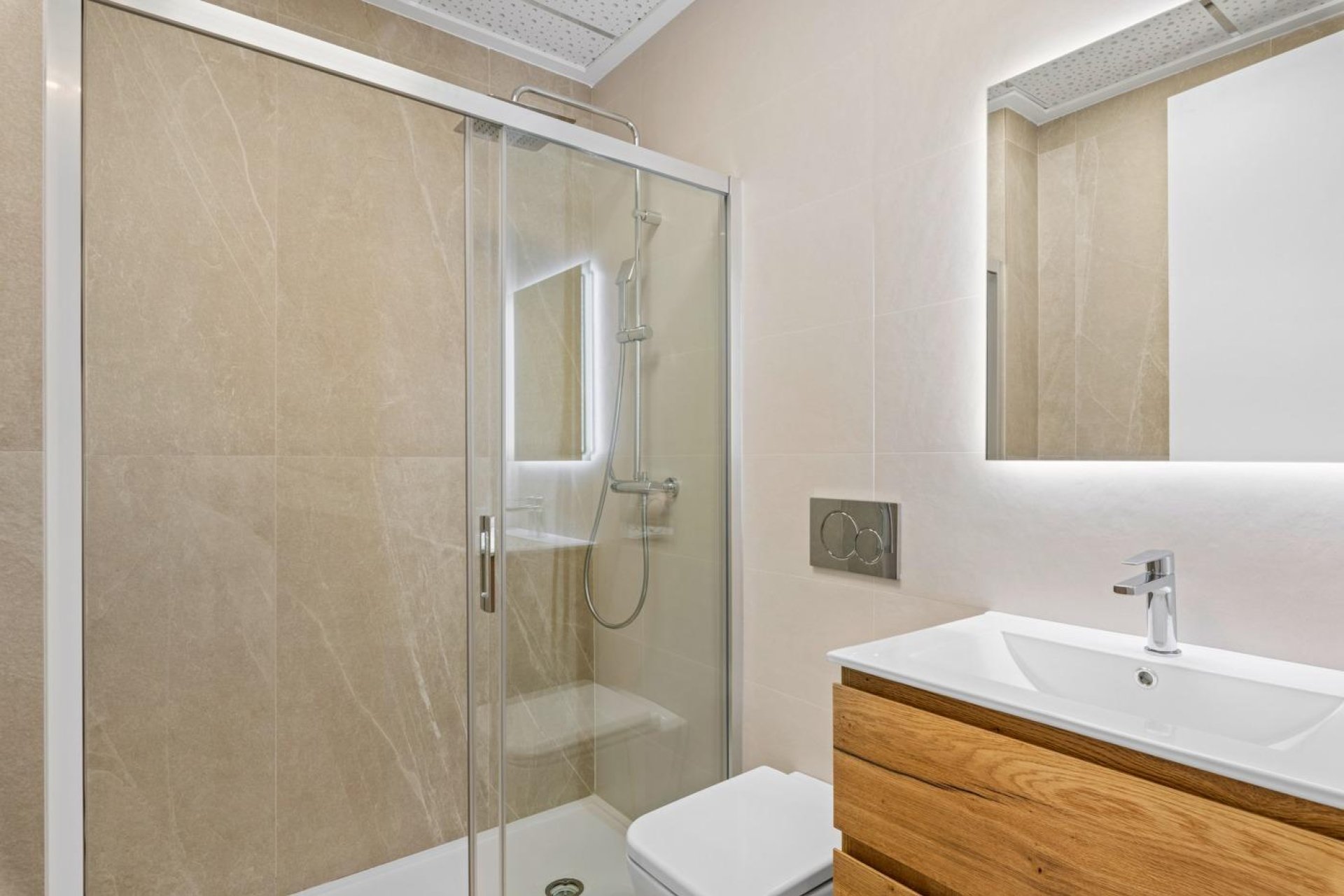 Obra nueva - Apartamento planta baja -
Benijofar - Pueblo