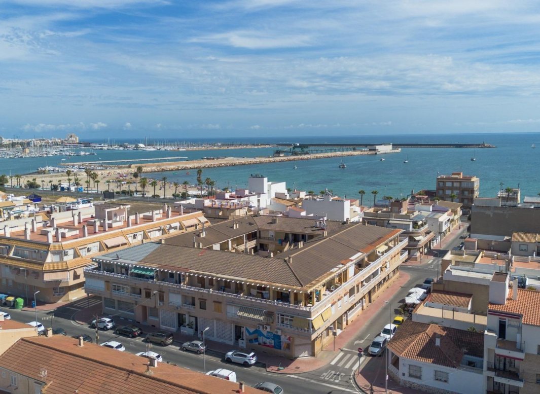 Obra nueva - Apartamento planta baja -
Torrevieja - Playa Los Naufragos