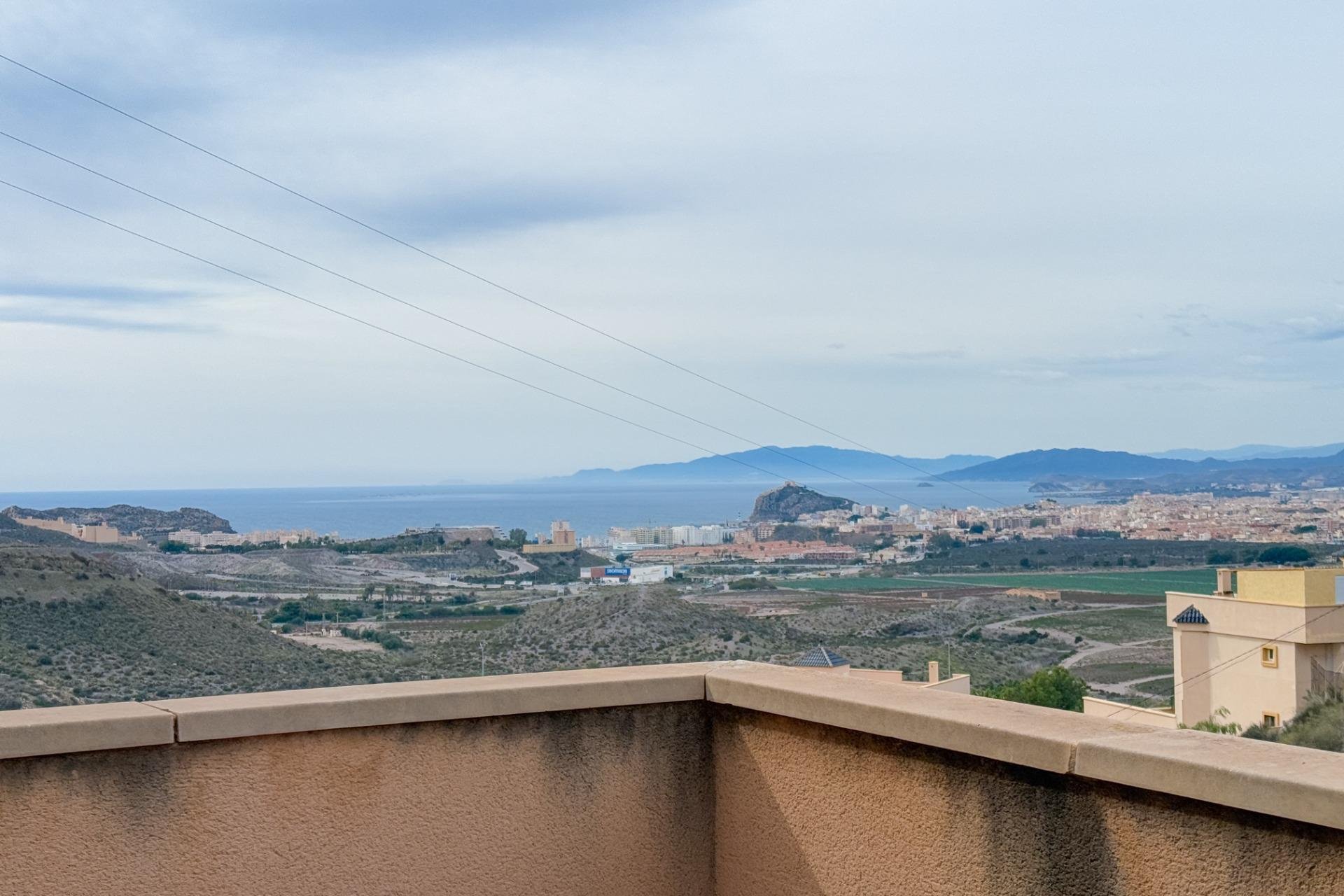 Obra nueva - Ático -
Aguilas - Centro