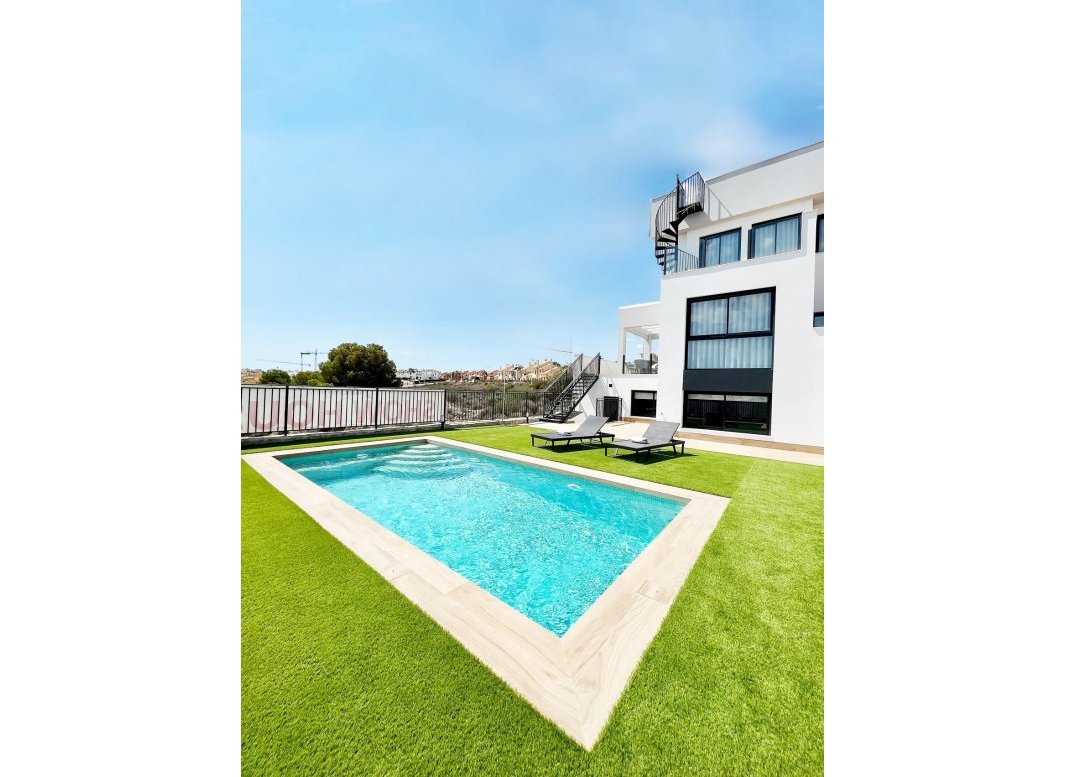 Obra nueva - Villa -
Algorfa - La Finca Golf