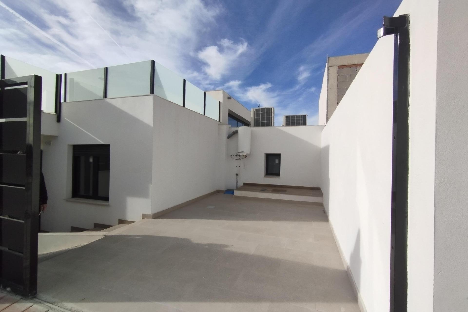 Obra nueva - Villa -
Fortuna - Urb. Kalendas