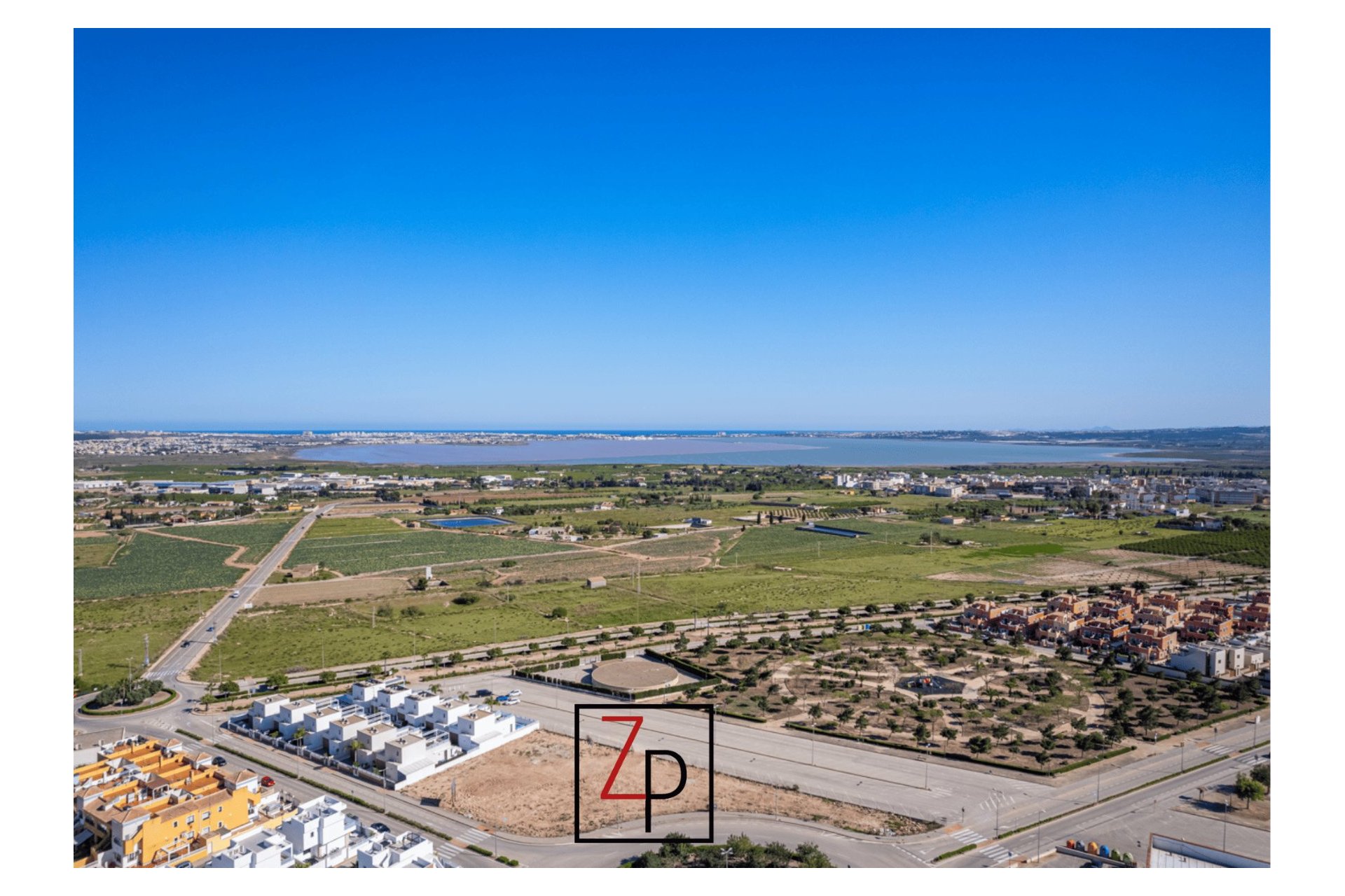 Obra nueva - Villa -
Los Montesinos - La Herrada