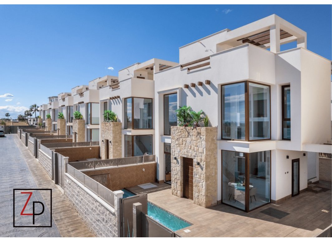 Obra nueva - Villa -
Los Montesinos - La Herrada