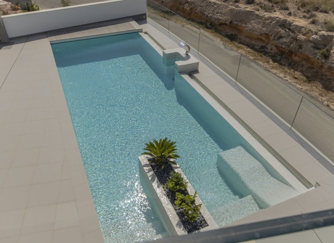 Obra nueva - Villa -
Orihuela Costa - Campoamor