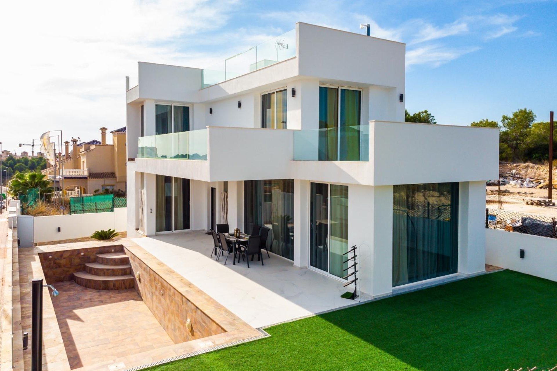 Obra nueva - Villa -
Orihuela Costa - PAU 26