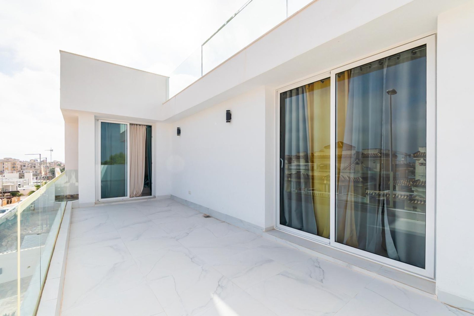 Obra nueva - Villa -
Orihuela Costa - PAU 26