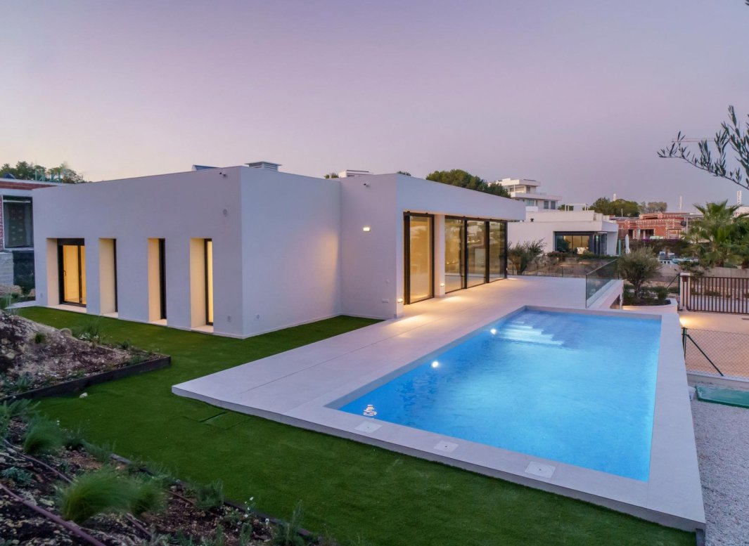 Obra nueva - Villa -
Orihuela - Las Colinas Golf