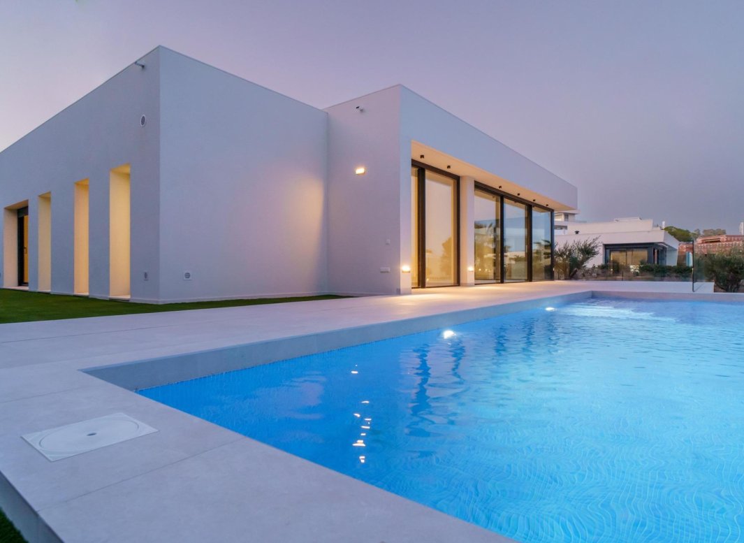 Obra nueva - Villa -
Orihuela - Las Colinas Golf