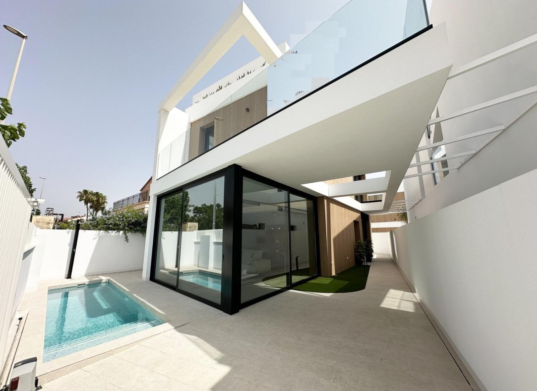 Obra nueva - Villa -
Pilar de la Horadada - Torre De La Horadada