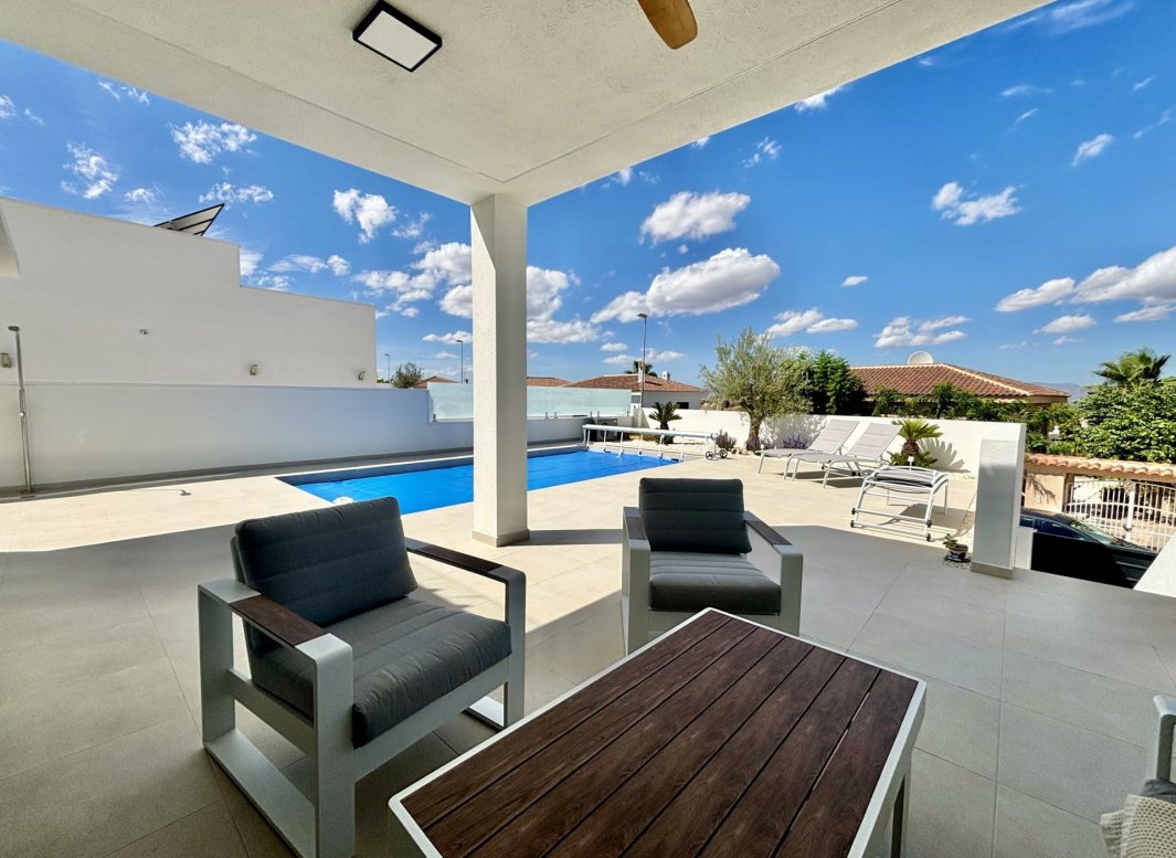 Obra nueva - Villa -
Rojales - Atalaya Park