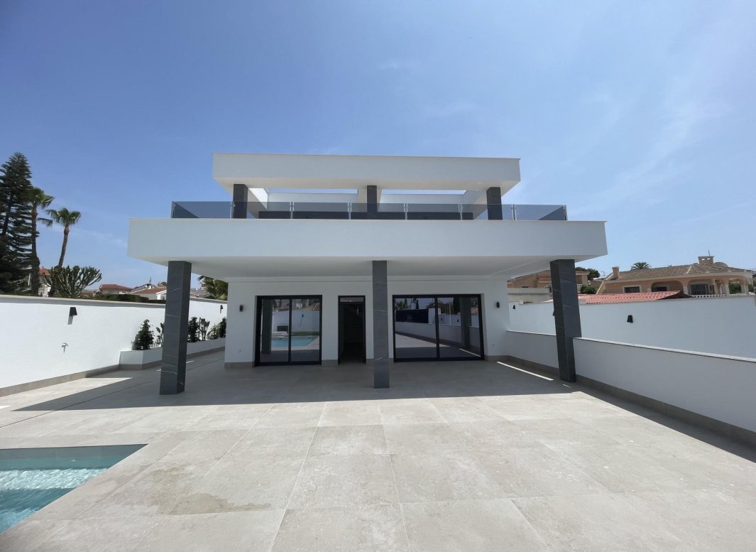 Obra nueva - Villa -
Rojales - Ciudad Quesada