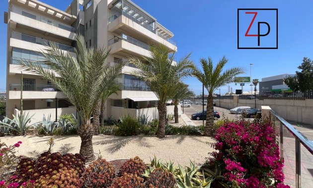 Penthouse - Resale - Orihuela Costa -
                Villamartín