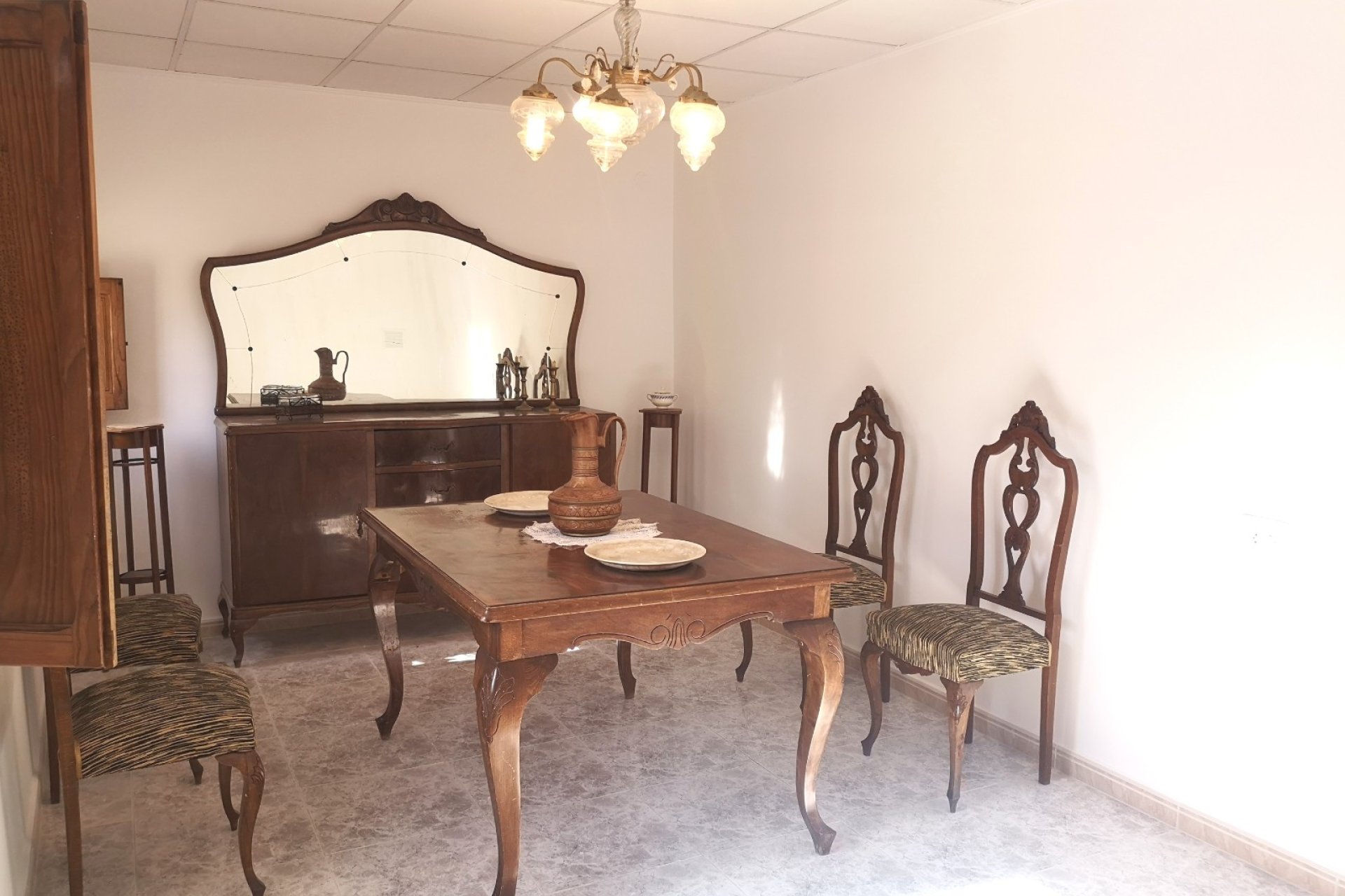 Resale - 2. Town house -
Los Montesinos