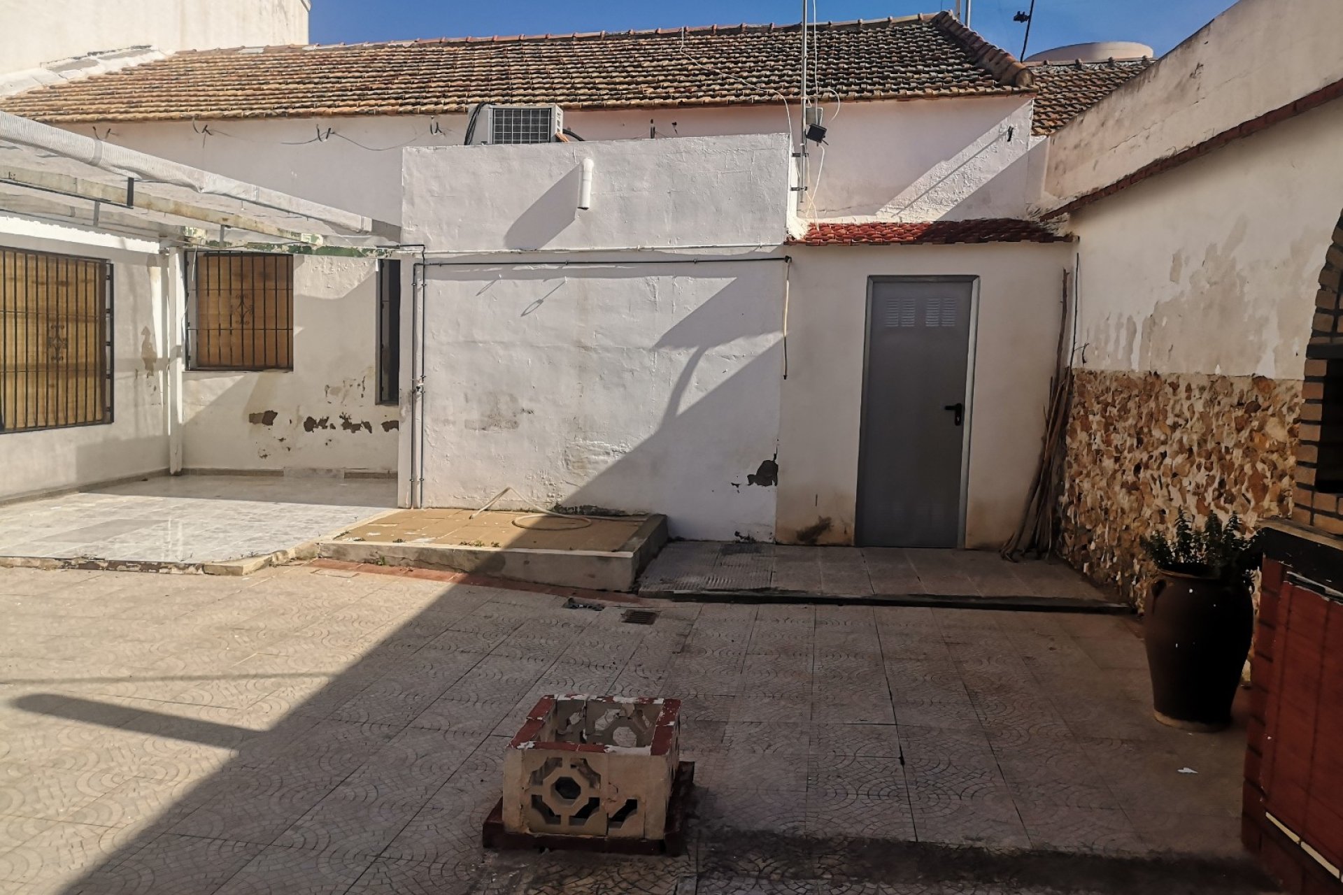 Resale - 2. Town house -
Los Montesinos