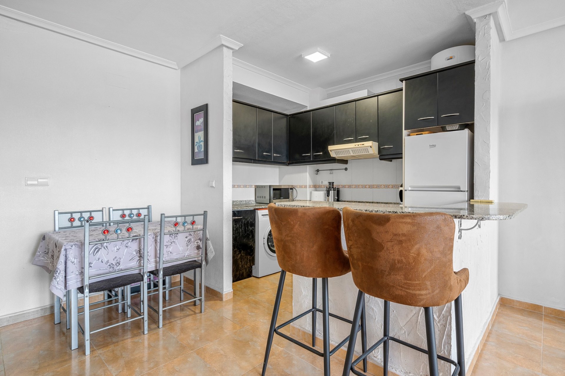 Resale - Apartment  -
Almoradí