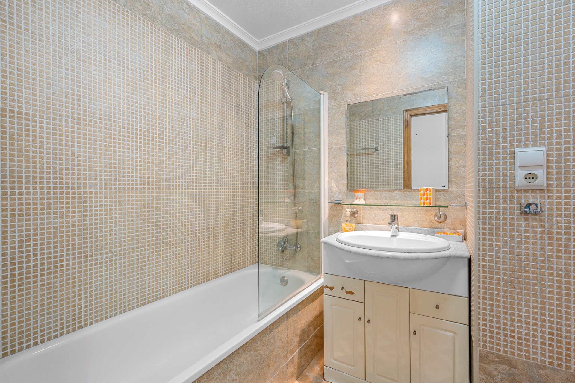 Resale - Apartment  -
Almoradí