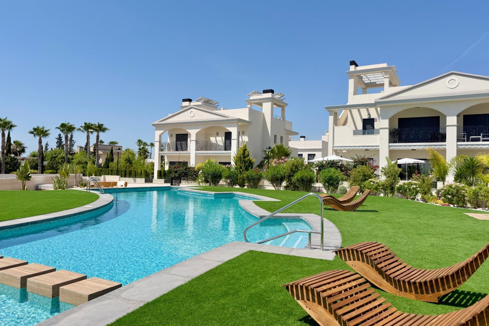 Resale - Apartment  -
Ciudad Quesada