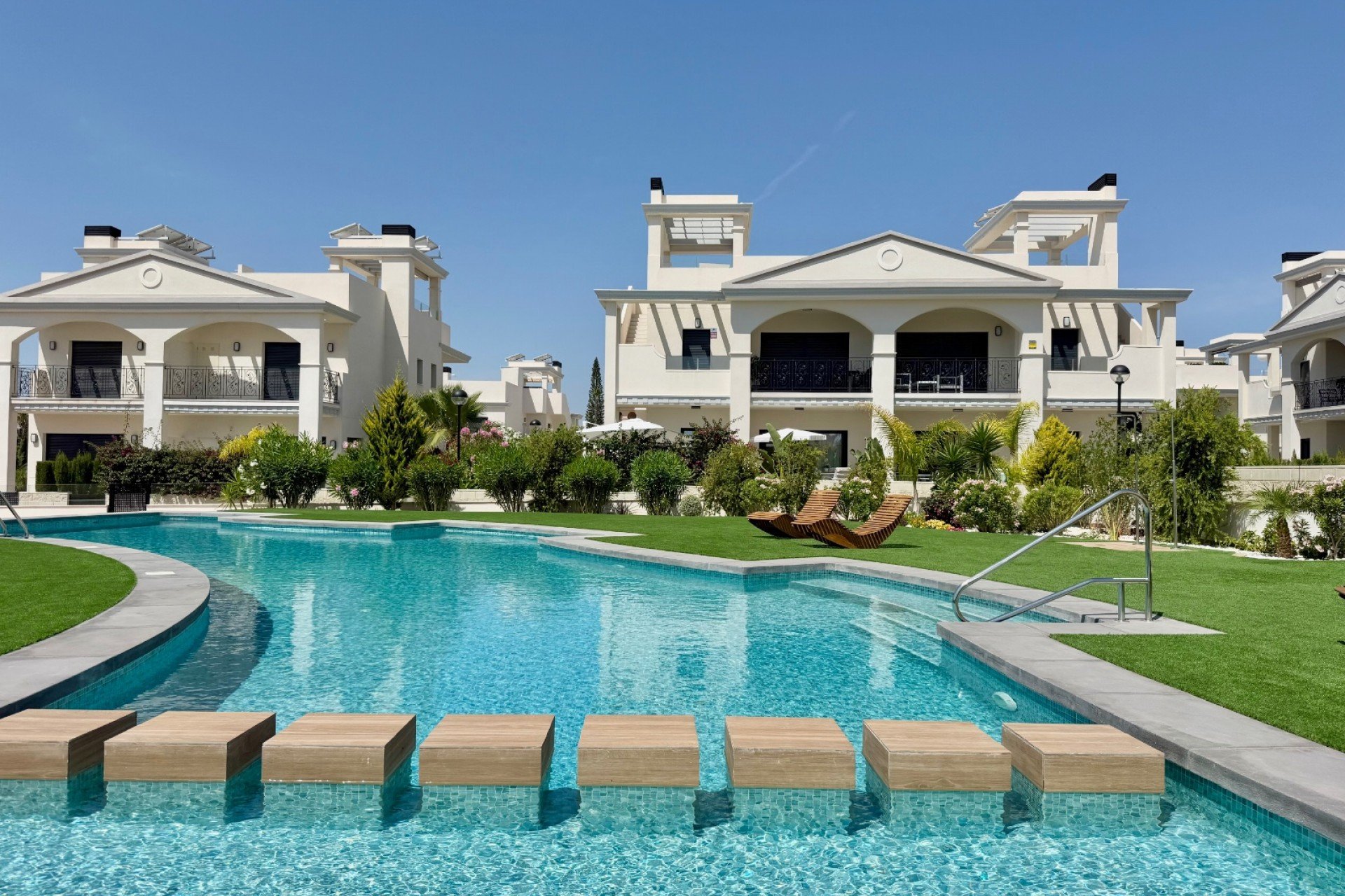 Resale - Apartment  -
Ciudad Quesada
