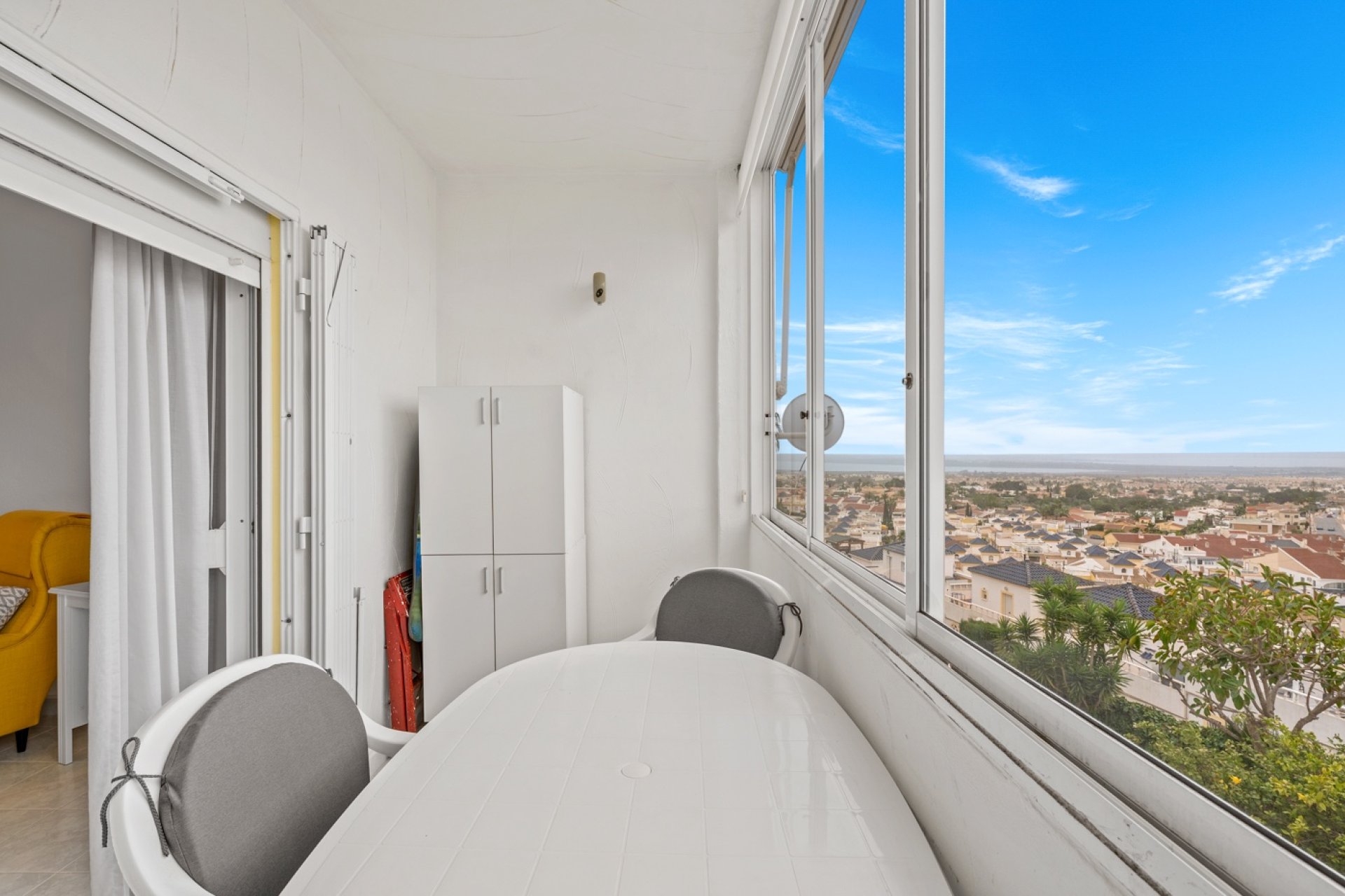 Resale - Apartment  -
Ciudad Quesada