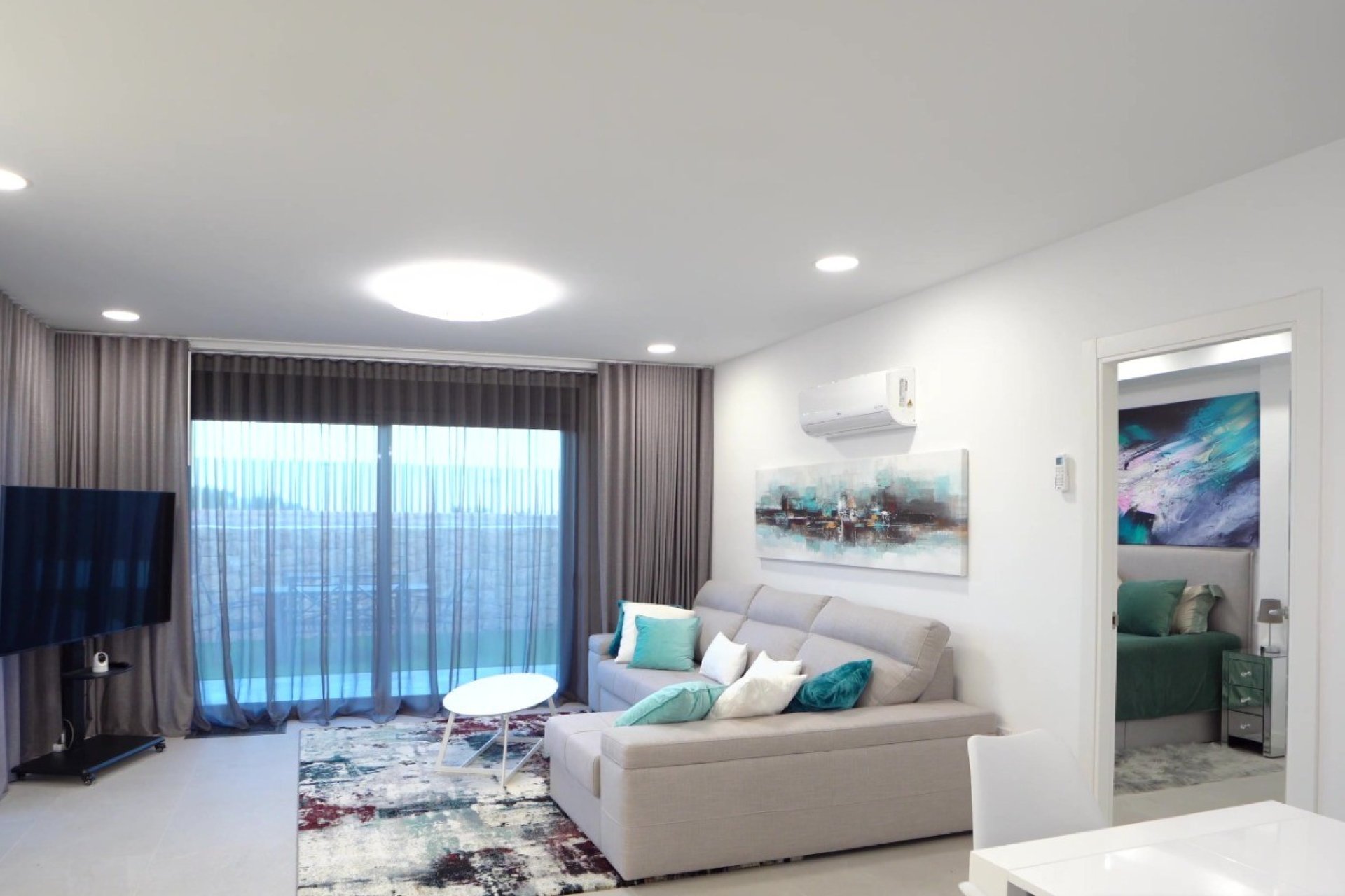 Resale - Apartment  -
Finestrat