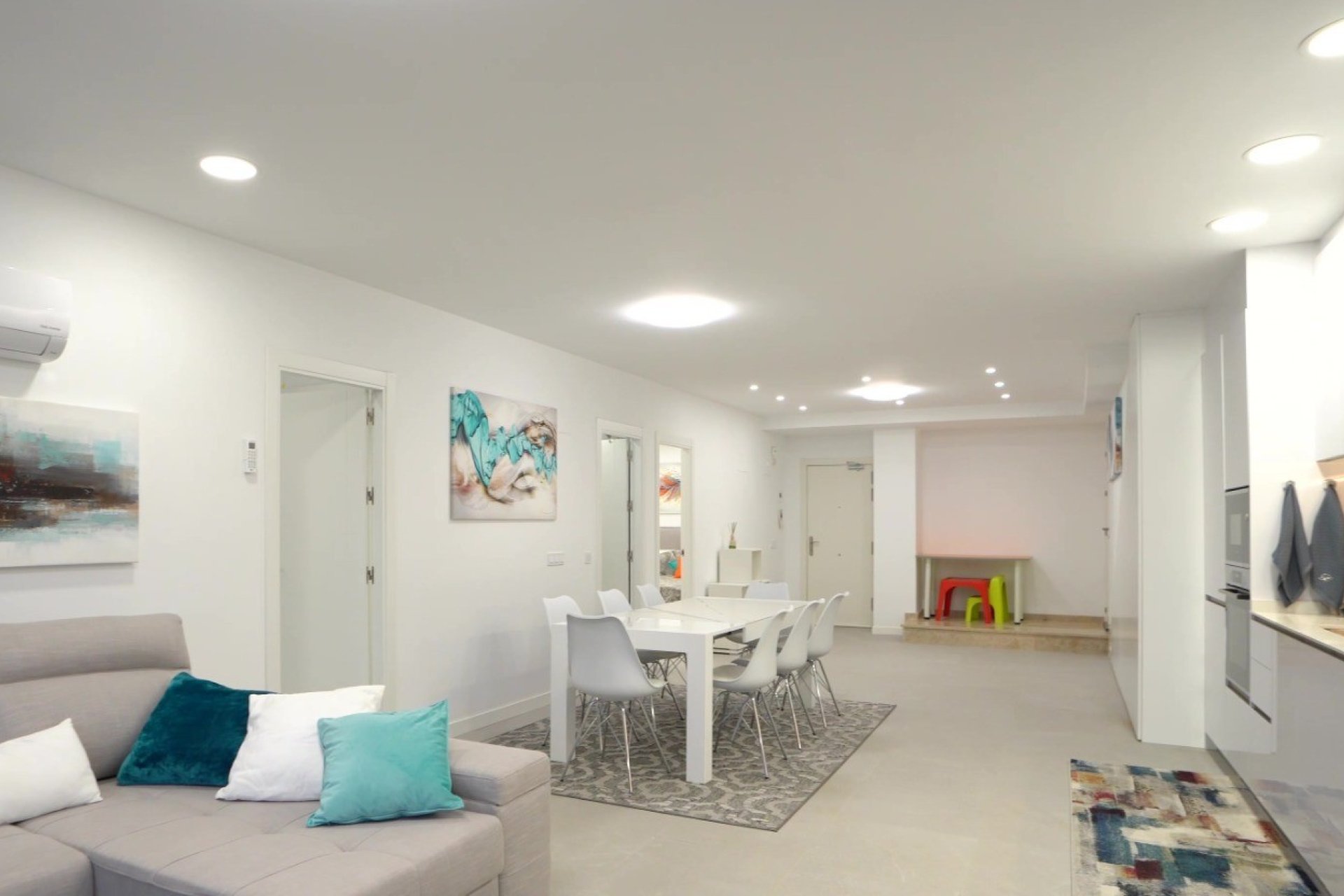 Resale - Apartment  -
Finestrat