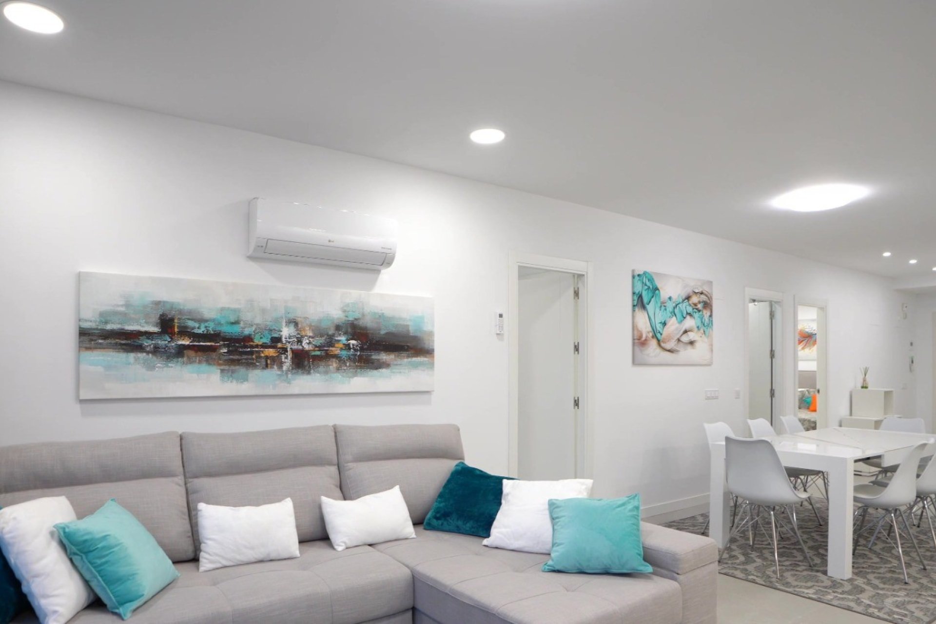 Resale - Apartment  -
Finestrat