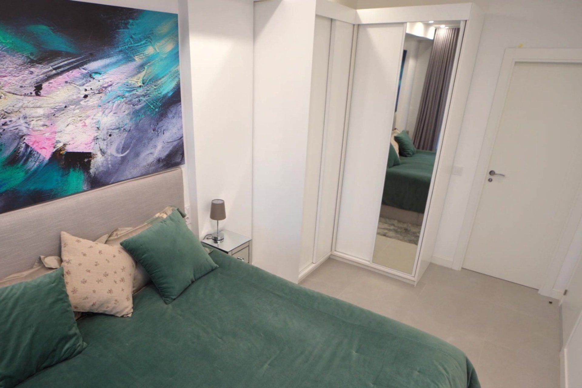 Resale - Apartment  -
Finestrat