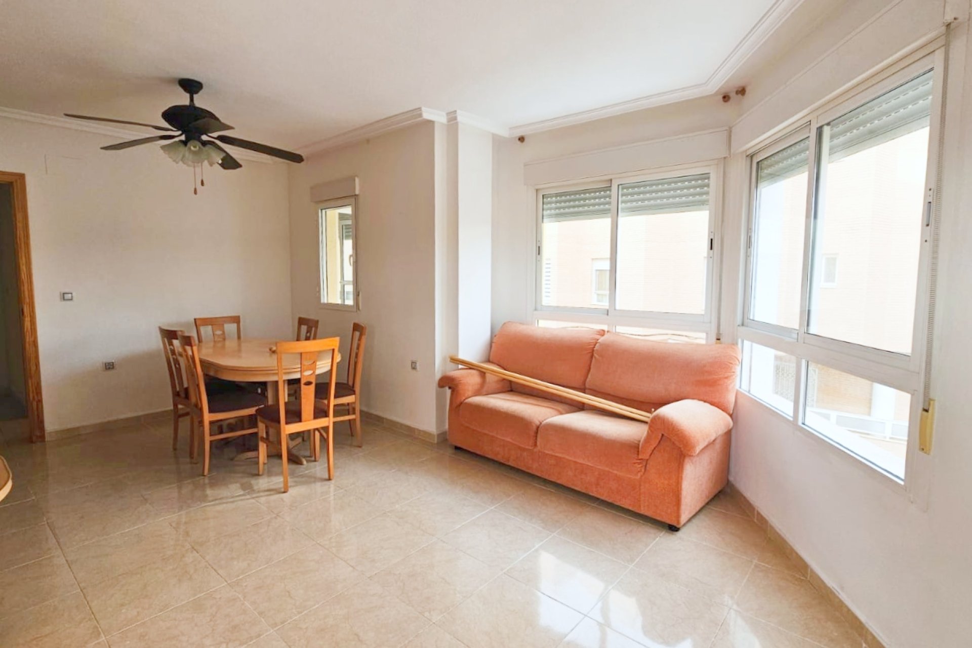 Resale - Apartment / flat -
Almoradí - Alicante