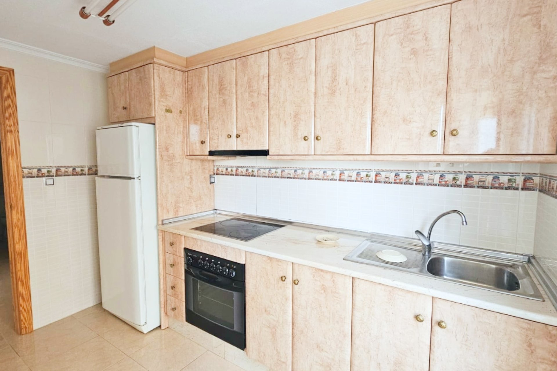 Resale - Apartment / flat -
Almoradí - Alicante