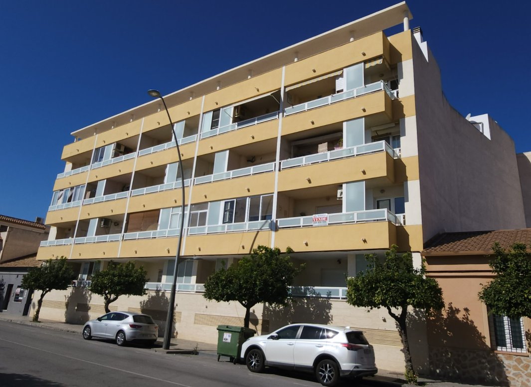 Resale - Apartment / flat -
Almoradí