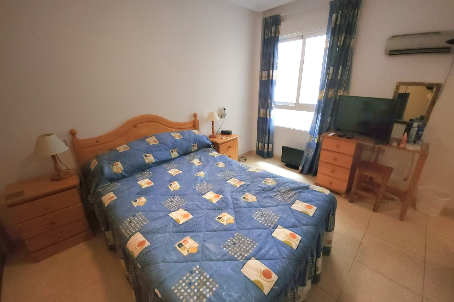 Resale - Apartment / flat -
Almoradí