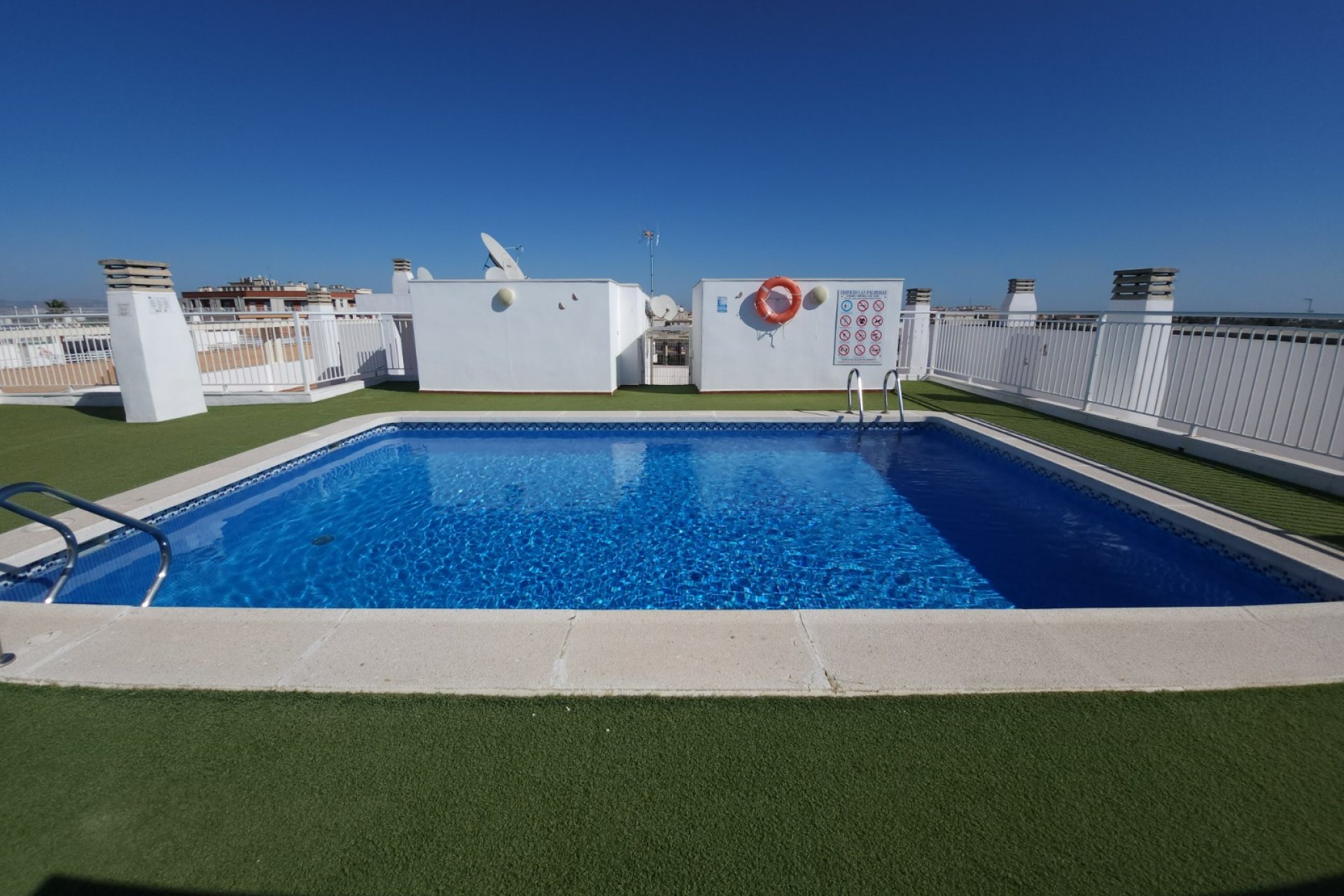 Resale - Apartment / flat -
Almoradí